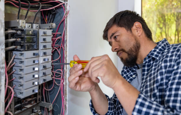 Best Affordable Electrician  in Lumberton, MS